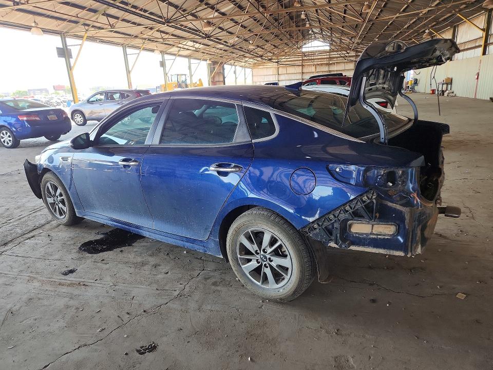 Photo 2 from auction – 2017 KIA OPTIMA with VIN 5XXGT4L13HG170316