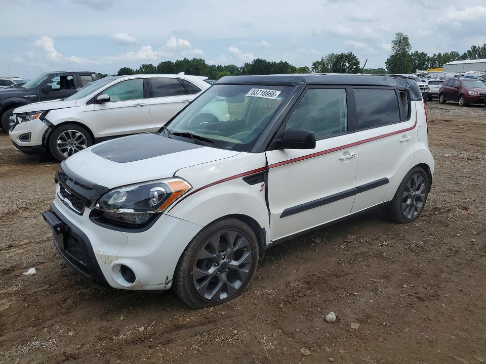 KIA SOUL 2013 with VIN KNDJT2A64D7770421 - Photo from auction