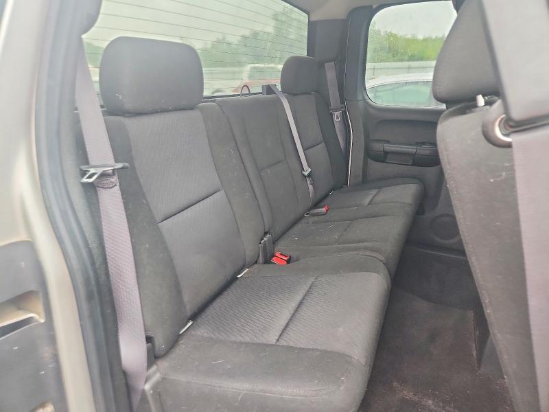 Photo 10 from auction – 2011 CHEVROLET SILVERADO with VIN 1GCRKSE31BZ205888