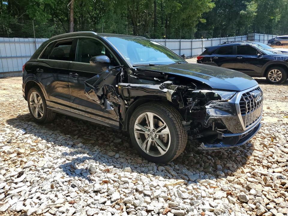 Photo 4 from auction – 2020 AUDI Q3 with VIN WA1DECF37L1124880
