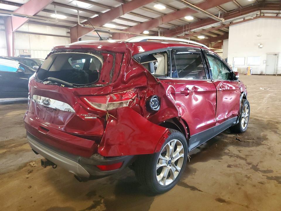 Photo 3 from auction – 2015 FORD ESCAPE with VIN 1FMCU9J99FUB71104