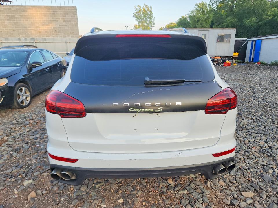 صورة رقم 6 من المزاد - 2017 PORSCHE CAYENNE مع VIN WP1AE2A25HLA71480