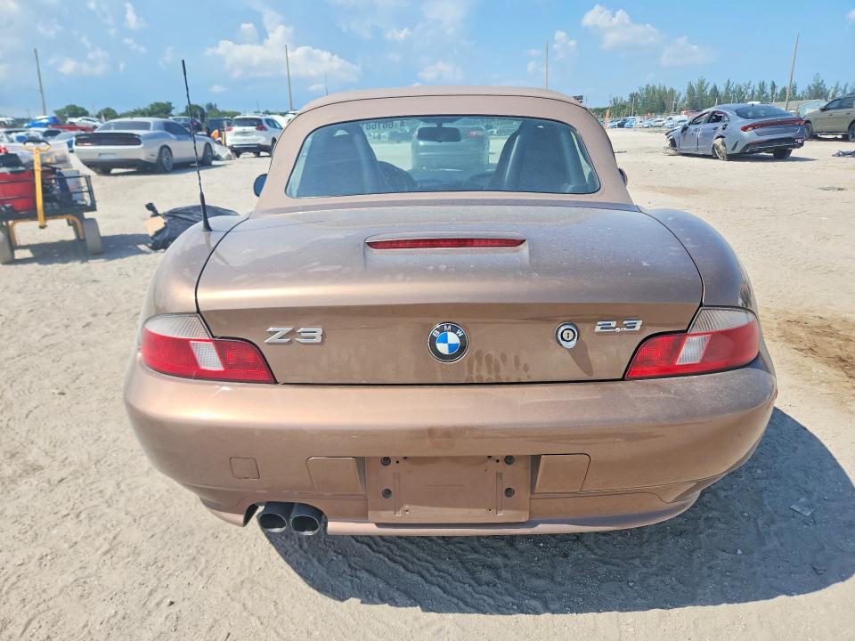 Photo 6 from auction – 2000 BMW Z3 with VIN WBACH9347YLM91750