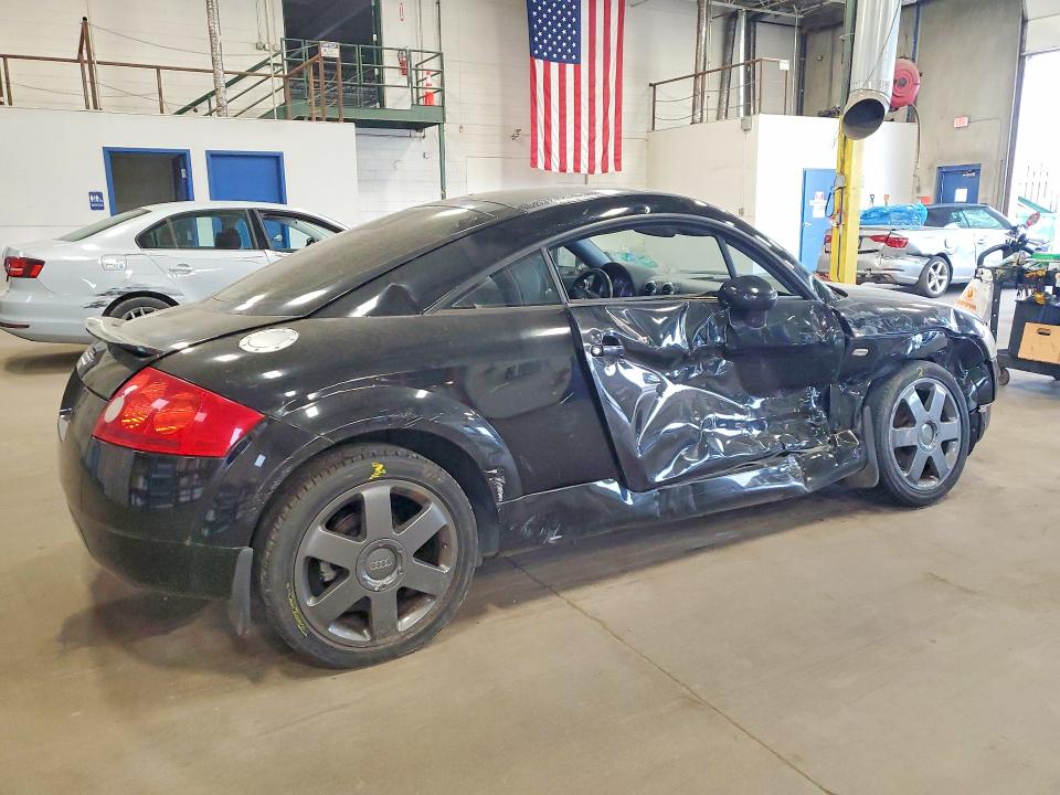 Photo 3 from auction – 2000 AUDI TT with VIN TRUTC28N3Y1001624