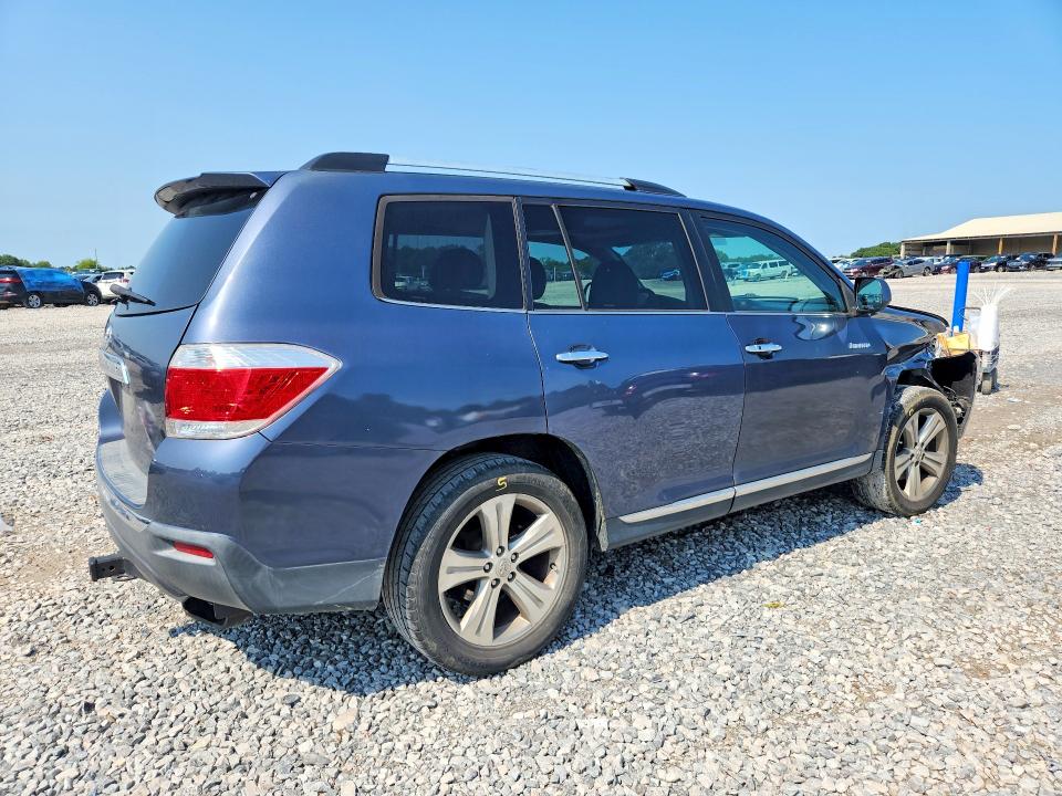 Photo 3 from auction – 2011 TOYOTA HIGHLANDER with VIN 5TDYK3EHXBS044567