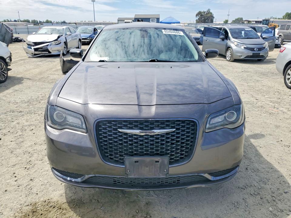صورة رقم 5 من المزاد - 2018 CHRYSLER 300 مع VIN 2C3CCAAG3JH249495