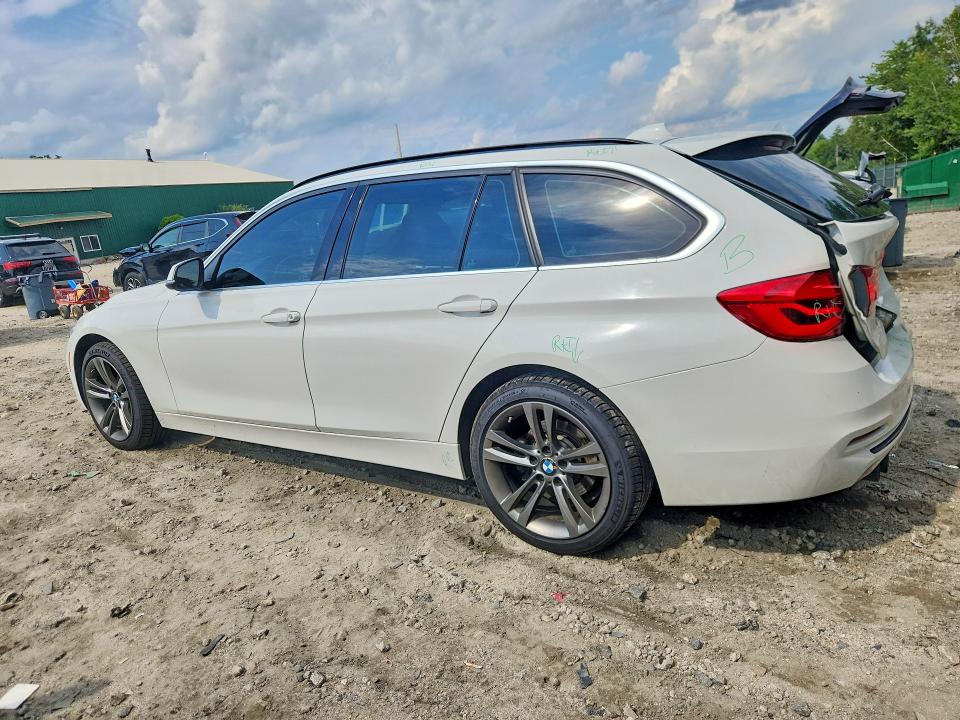 Photo 2 from auction – 2018 BMW 330 with VIN WBA8K3C53JA024193