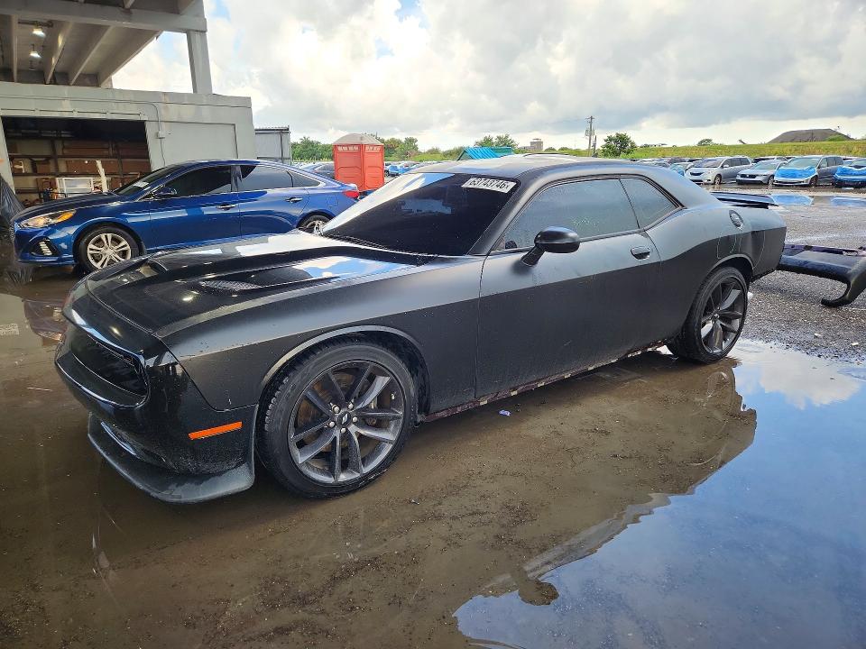 DODGE CHALLENGER 2021 with VIN 2C3CDZAG4MH676779 - Photo from auction