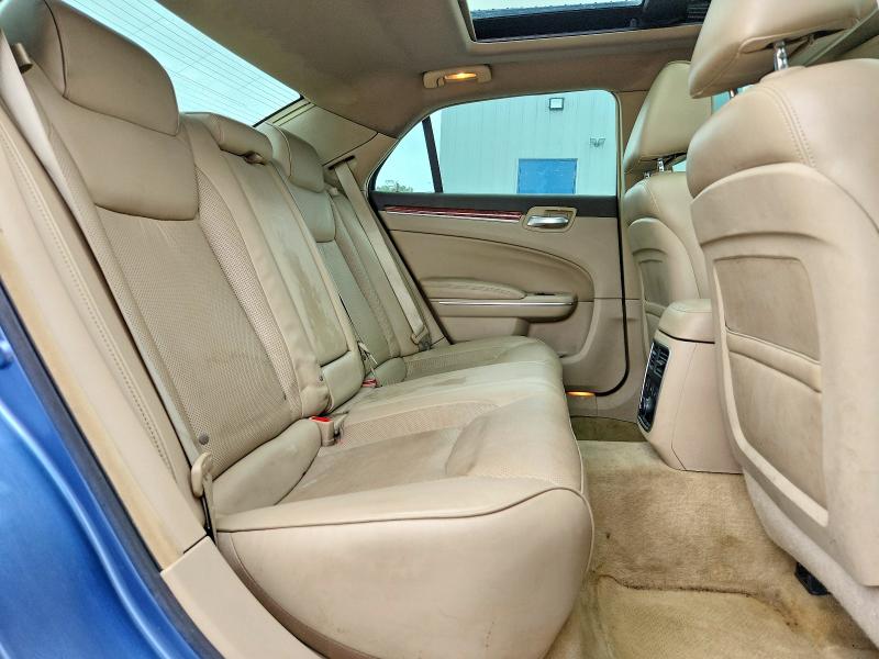 Photo 10 from auction – 2011 CHRYSLER 300C with VIN 2C3CA6CT0BH579500