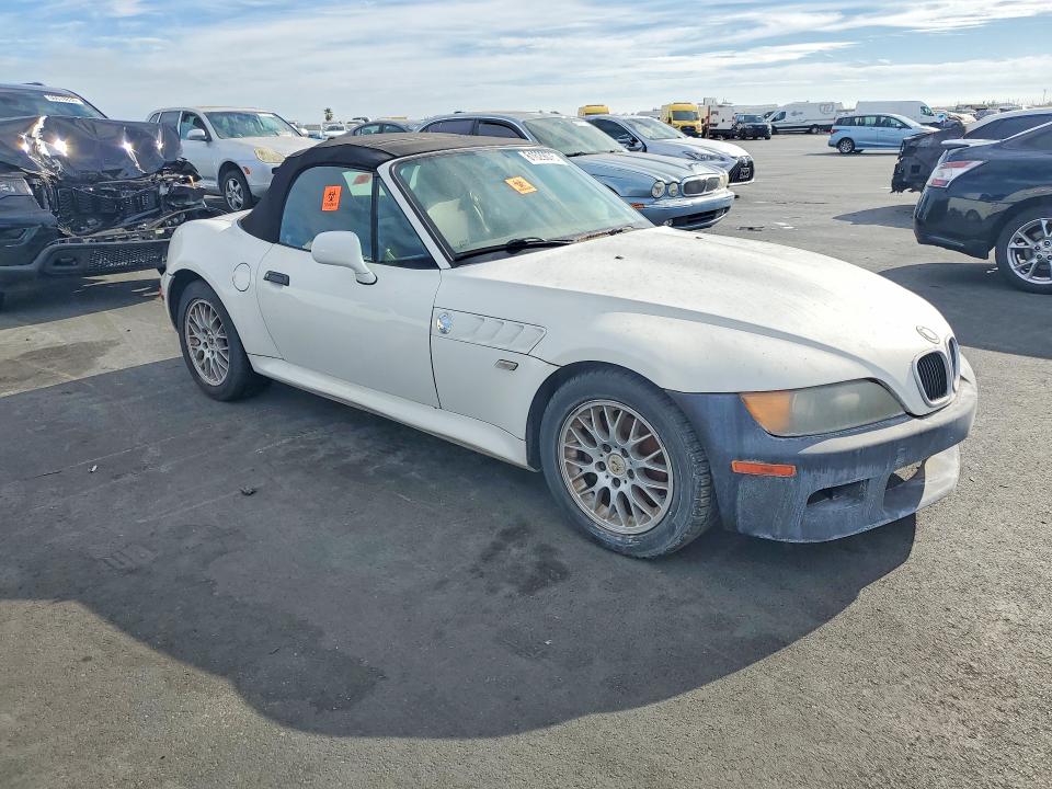 صورة رقم 4 من المزاد - 2000 BMW Z3 مع VIN 4USCH9341YLG02826