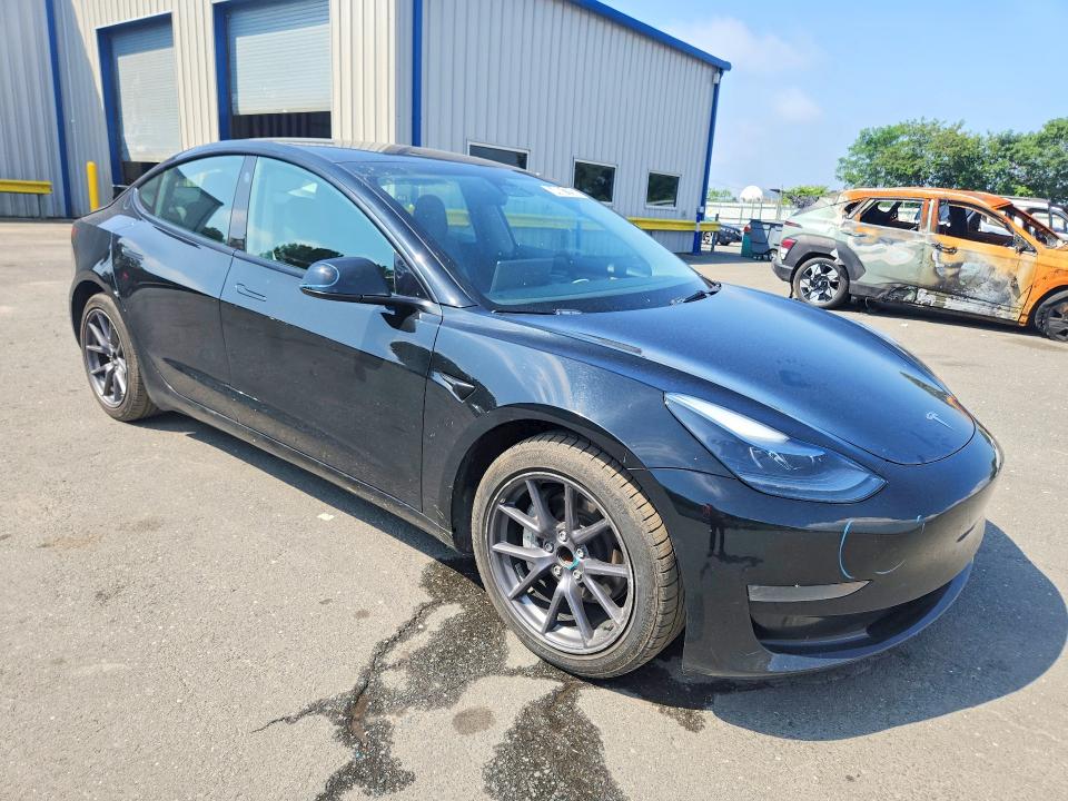 Photo 4 from auction – 2023 TESLA MODEL 3 with VIN 5YJ3E1EA9PF453129
