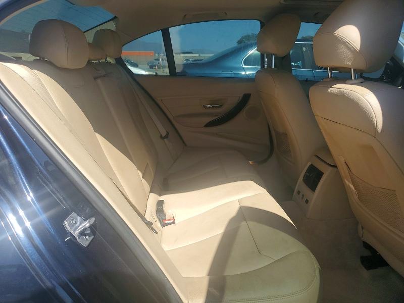 Photo 10 from auction – 2015 BMW 328 with VIN WBA3B5C50FP653436