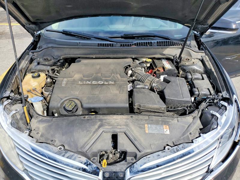 Photo 11 from auction – 2016 LINCOLN MKZ with VIN 3LN6L2GK0GR633477