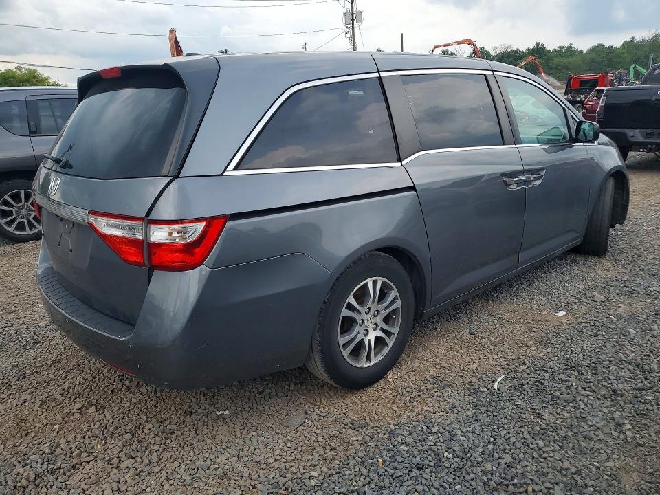 Foto 3 de la subasta – 2011 HONDA ODYSSEY con VIN 5FNRL5H61BB094866