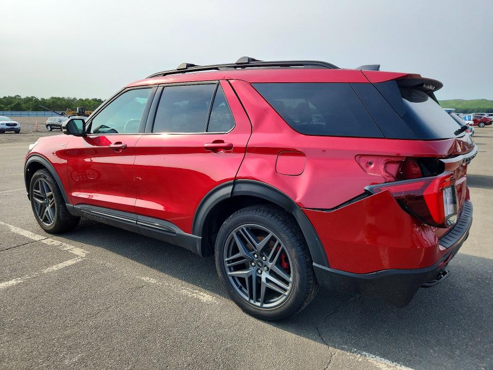 Photo 2 from auction – 2025 FORD EXPLORER with VIN 1FMUK8KH2SGA18986