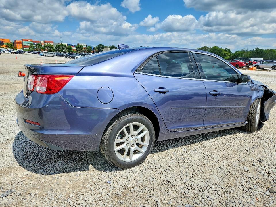 Photo 3 from auction – 2015 CHEVROLET MALIBU with VIN 1G11C5SLXFF341985
