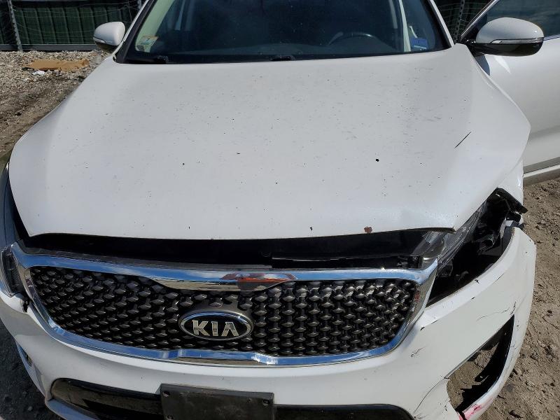 Photo 11 from auction – 2016 KIA SORENTO with VIN 5XYPKDA54GG101007