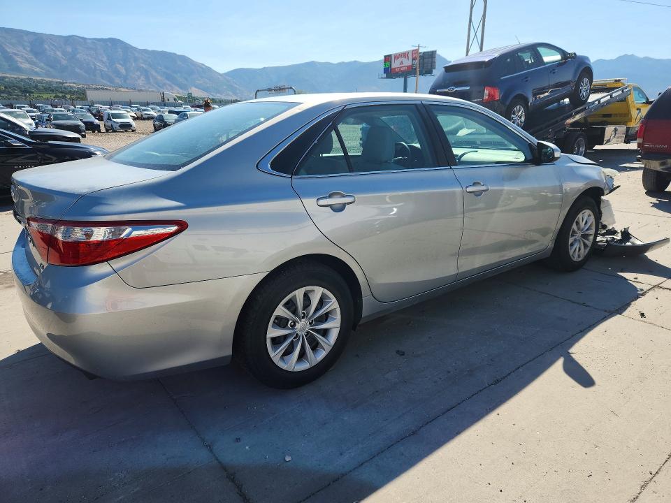 Photo 3 from auction – 2016 TOYOTA CAMRY with VIN 4T4BF1FK0GR559316