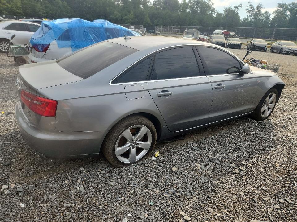 Zdjęcie 3 z aukcji – 2012 AUDI A6 z VIN WAUGGAFC2CN172553