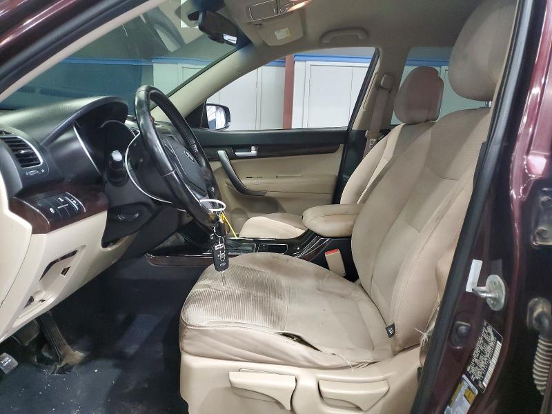 Photo 7 from auction – 2014 KIA SORENTO with VIN 5XYKTCA62EG489040