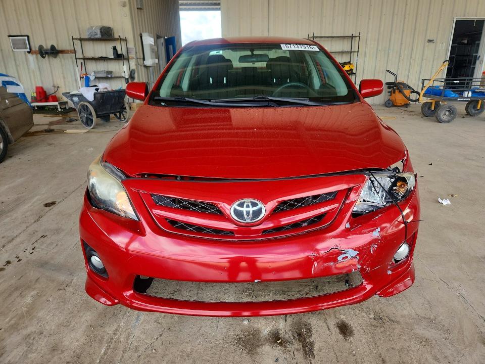 Photo 5 from auction – 2011 TOYOTA COROLLA with VIN 2T1BU4EE3BC689212