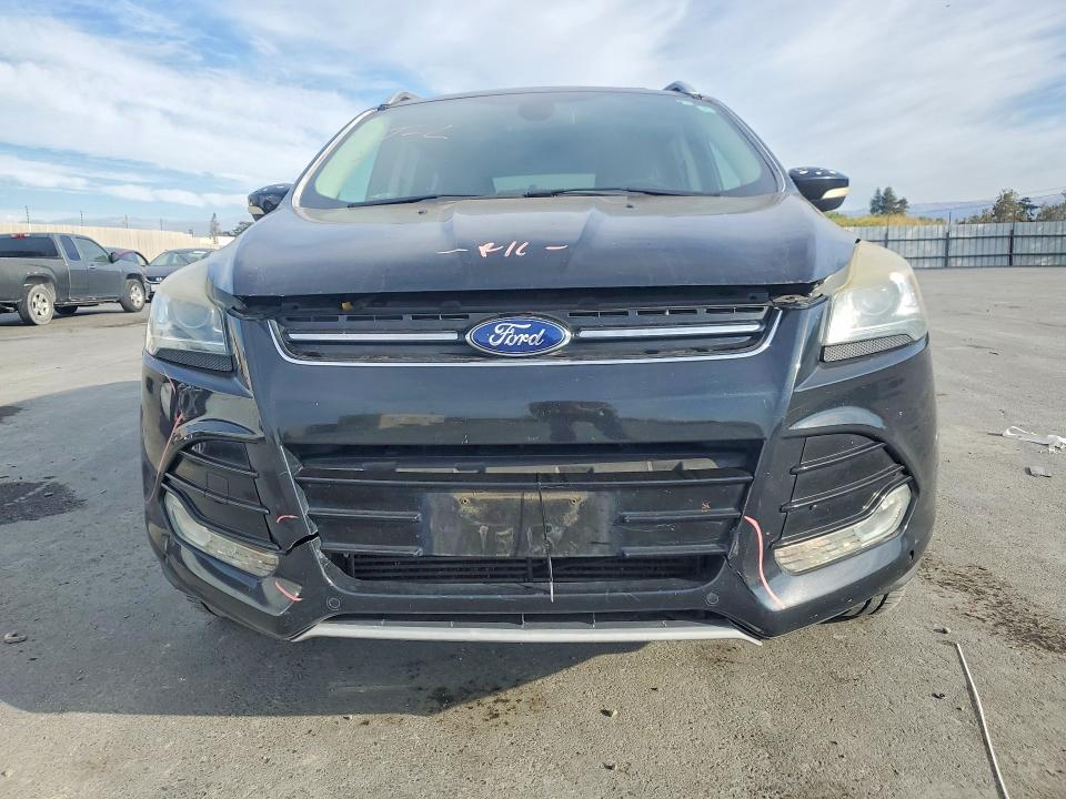Photo 5 from auction – 2013 FORD ESCAPE with VIN 1FMCU9J90DUD39631