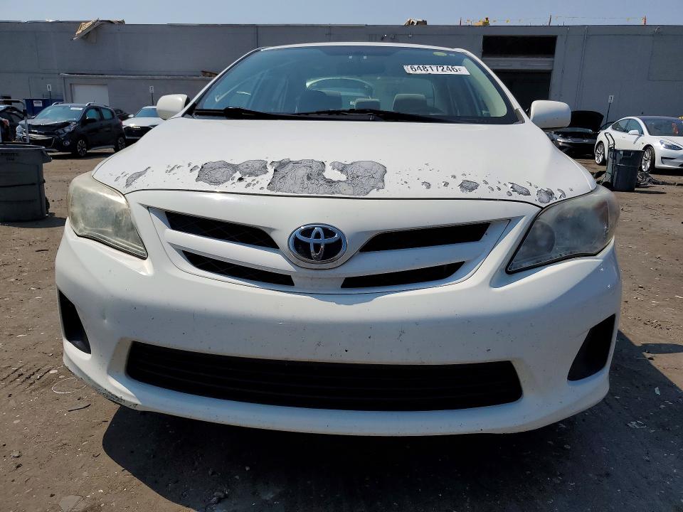 Photo 5 from auction – 2011 TOYOTA COROLLA with VIN JTDBU4EE7BJ094478