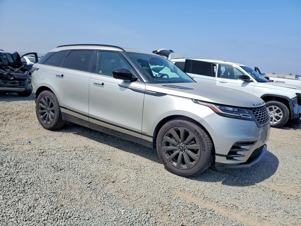 Photo 4 from auction – 2019 LAND ROVER RANGE ROVER VELAR with VIN SALYM2EV2KA787613