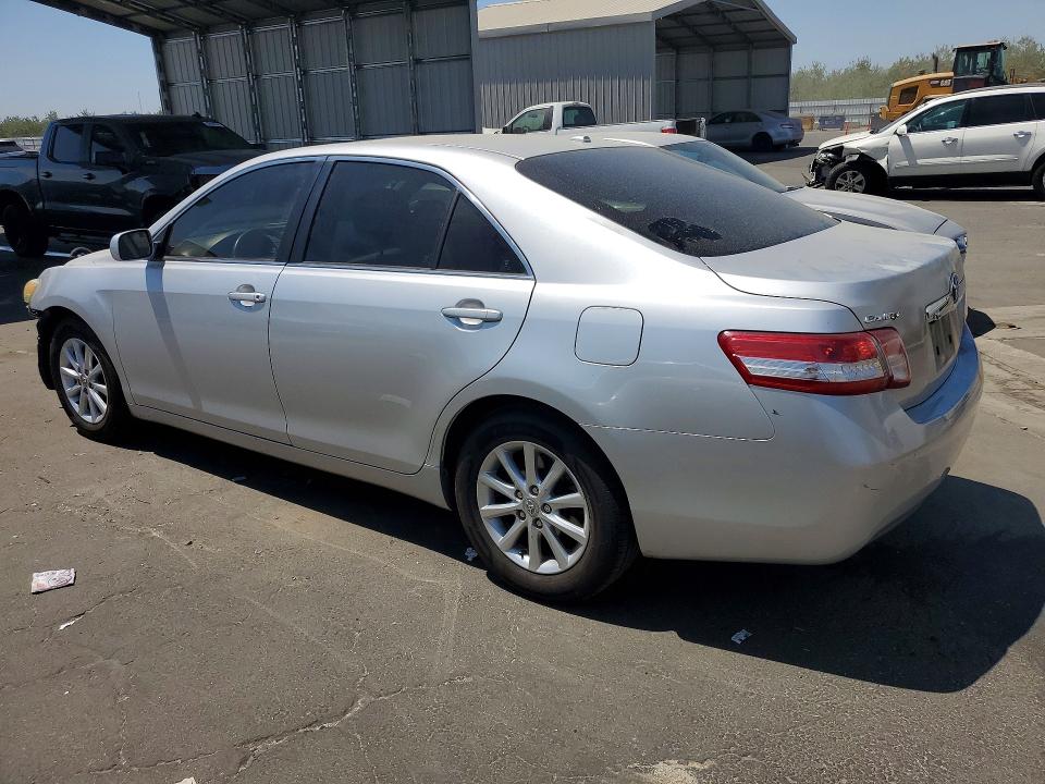 Photo 2 from auction – 2011 TOYOTA CAMRY with VIN 4T1BF3EK4BU766209