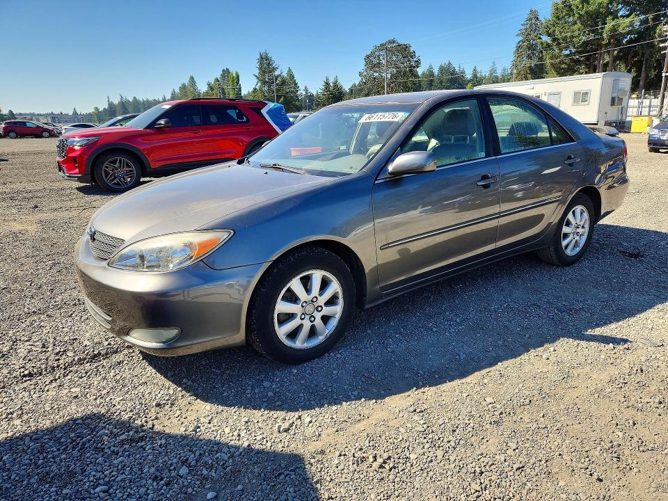 Photo 1 from auction – 2004 TOYOTA CAMRY with VIN JTDBF30K940157753