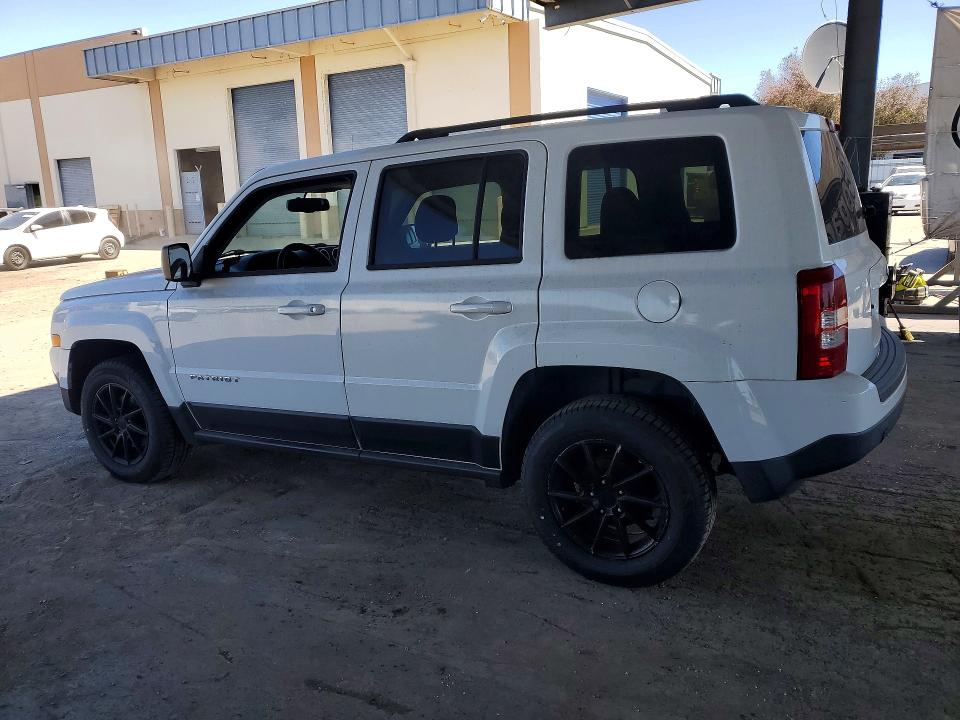 Photo 2 from auction – 2017 JEEP PATRIOT with VIN 1C4NJPBA5HD136582
