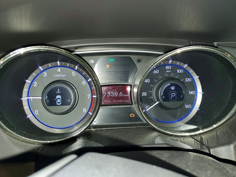 Photo 9 from auction – 2011 HYUNDAI SONATA with VIN 5NPEB4AC3BH180998