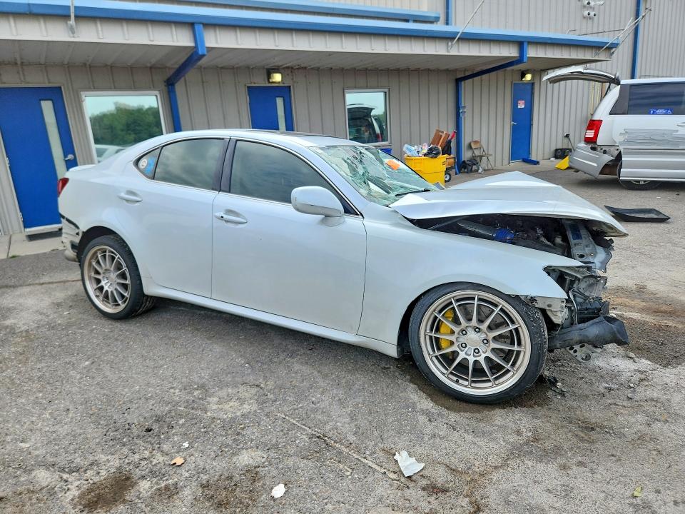 Photo 4 from auction – 2006 LEXUS IS with VIN JTHBE262265009551