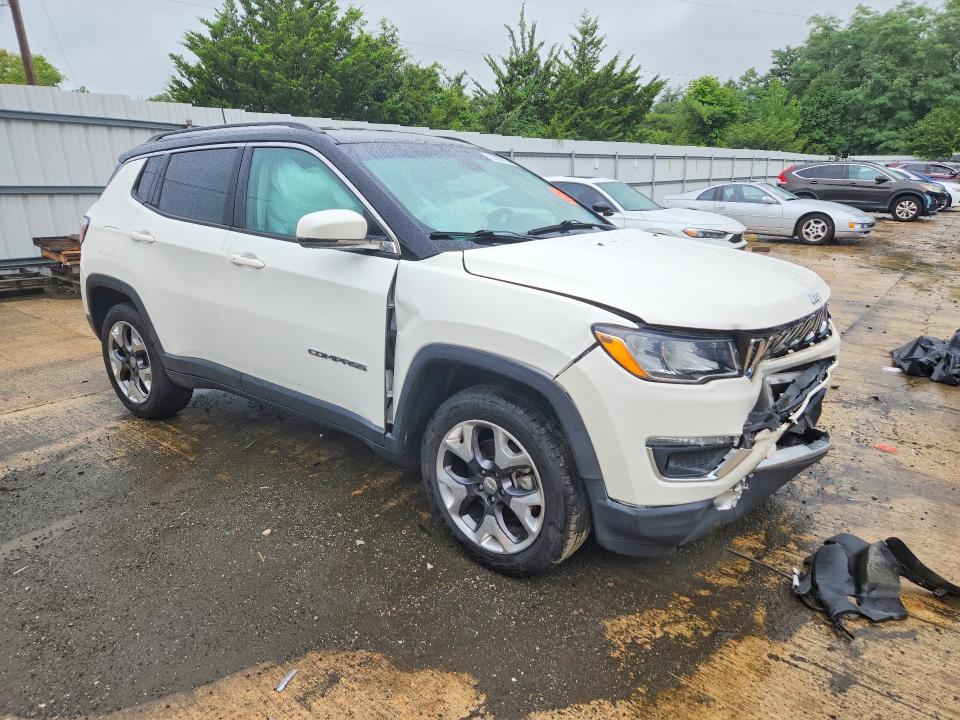 Photo 4 from auction – 2019 JEEP COMPASS with VIN 3C4NJDCB3KT842540
