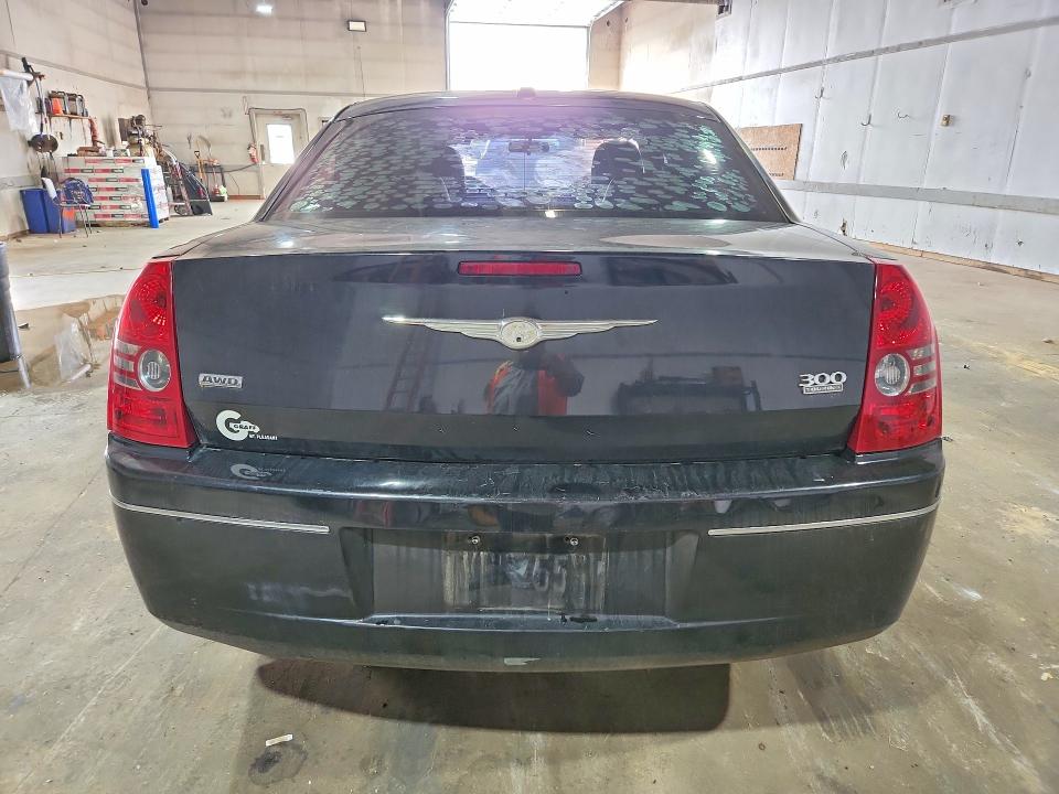 Photo 6 from auction – 2009 CHRYSLER 300 with VIN 2C3KK53V79H638864