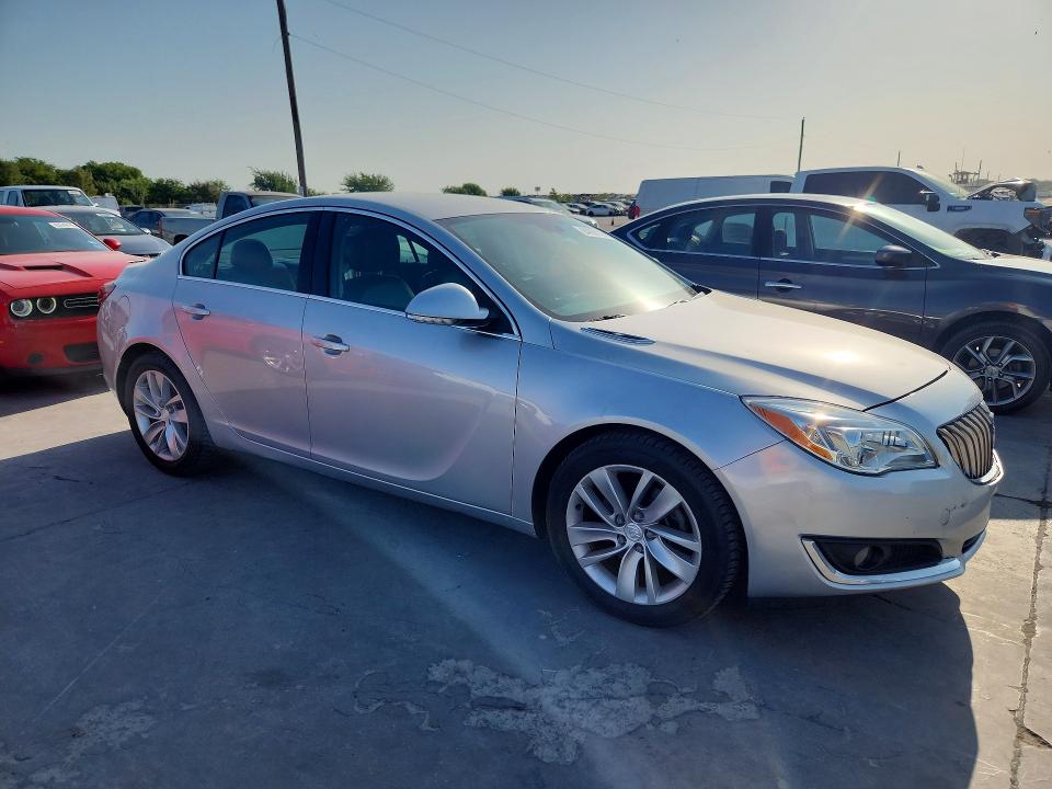 Photo 4 from auction – 2016 BUICK REGAL with VIN 2G4GS5GX3G9192017