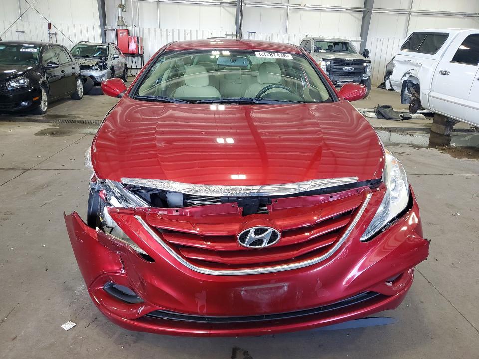 Photo 5 from auction – 2012 HYUNDAI SONATA with VIN 5NPEB4AC6CH465728