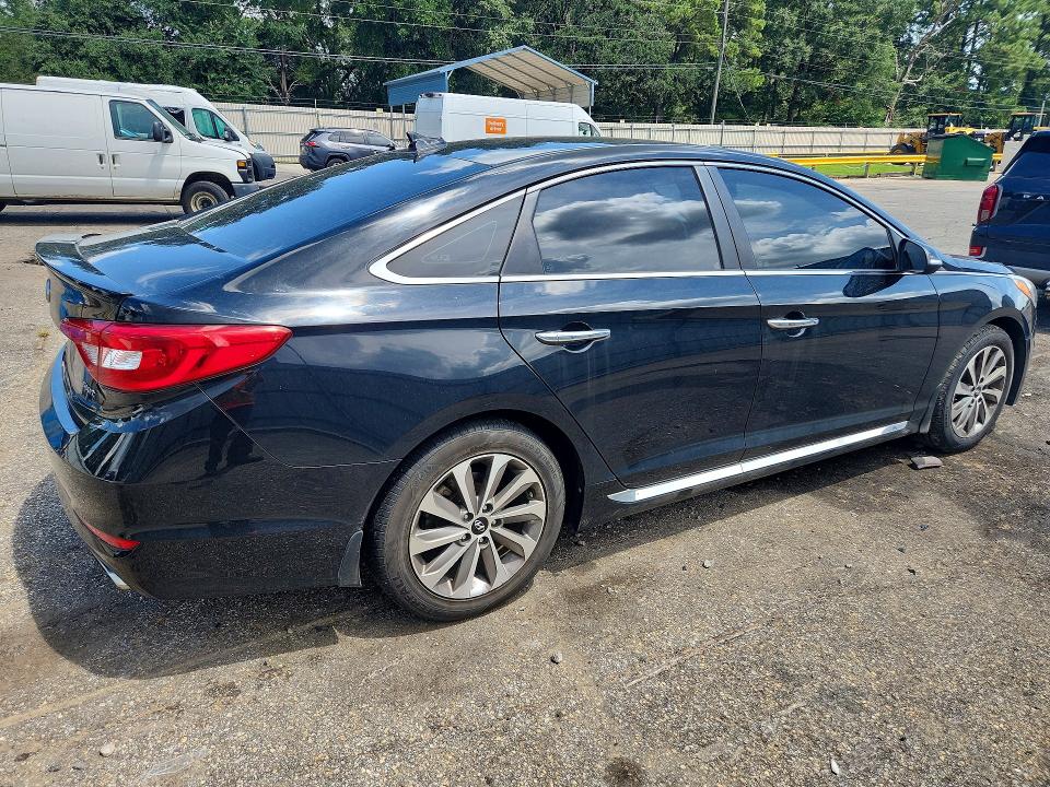 Photo 3 from auction – 2015 HYUNDAI SONATA with VIN 5NPE34AF7FH155745