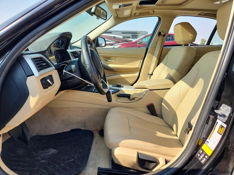 Photo 7 from auction – 2016 BMW 320 with VIN WBA8E5G54GNU22088