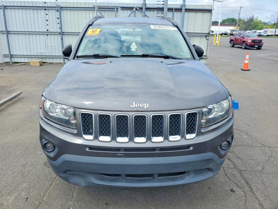 Photo 5 from auction – 2015 JEEP COMPASS with VIN 1C4NJDBB8FD257191