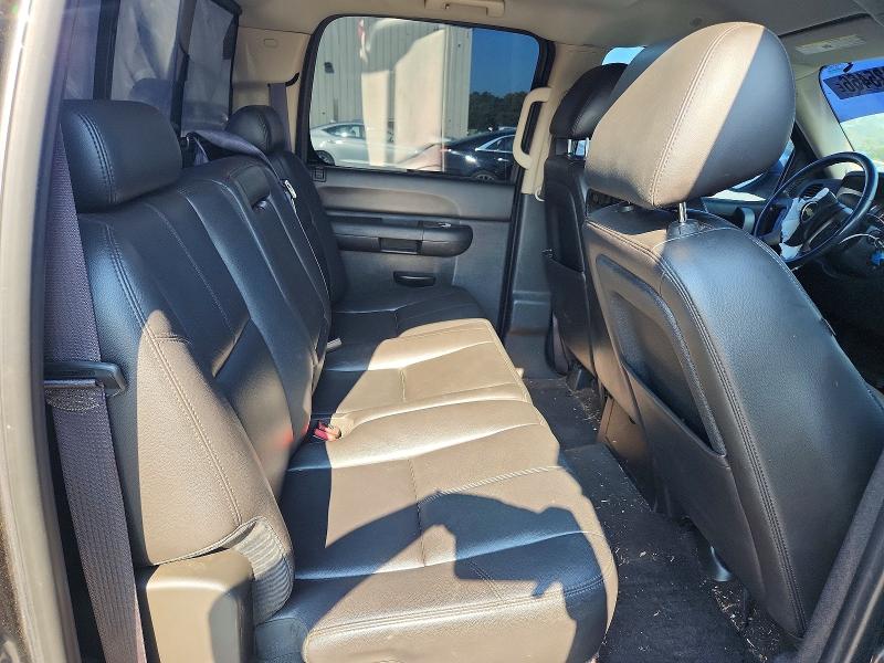 Photo 10 from auction – 2011 CHEVROLET SILVERADO with VIN 3GCPKSE39BG232036