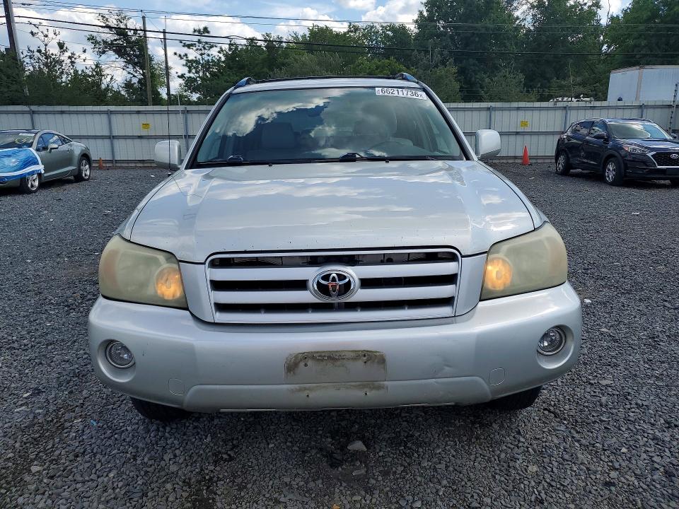 Photo 5 from auction – 2004 TOYOTA HIGHLANDER with VIN JTEEP21A340009622