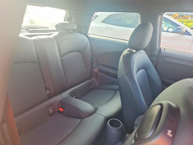 Photo 10 from auction – 2020 MINI COOPER with VIN WMWXR3C08L2L99022