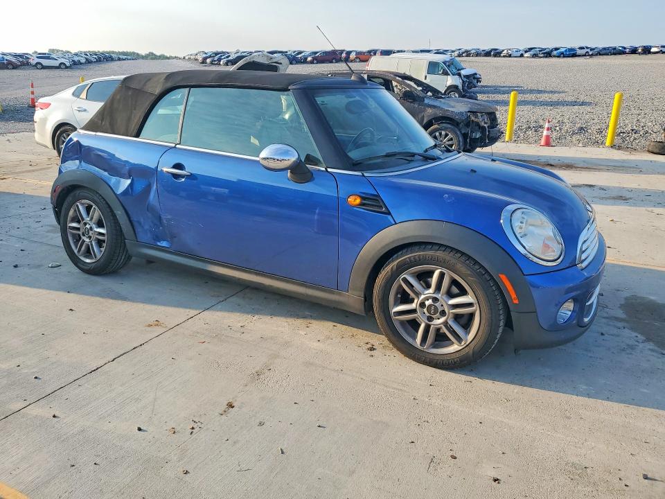 Photo 4 from auction – 2013 MINI COOPER with VIN WMWZN3C52DT568320