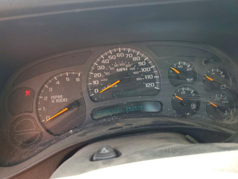 Zdjęcie 9 z aukcji – 2003 CHEVROLET SILVERADO z VIN 1GCEC14V03Z224992
