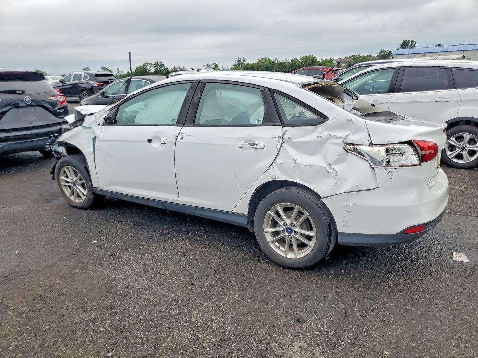 Photo 2 from auction – 2016 FORD FOCUS with VIN 1FADP3F28GL342639