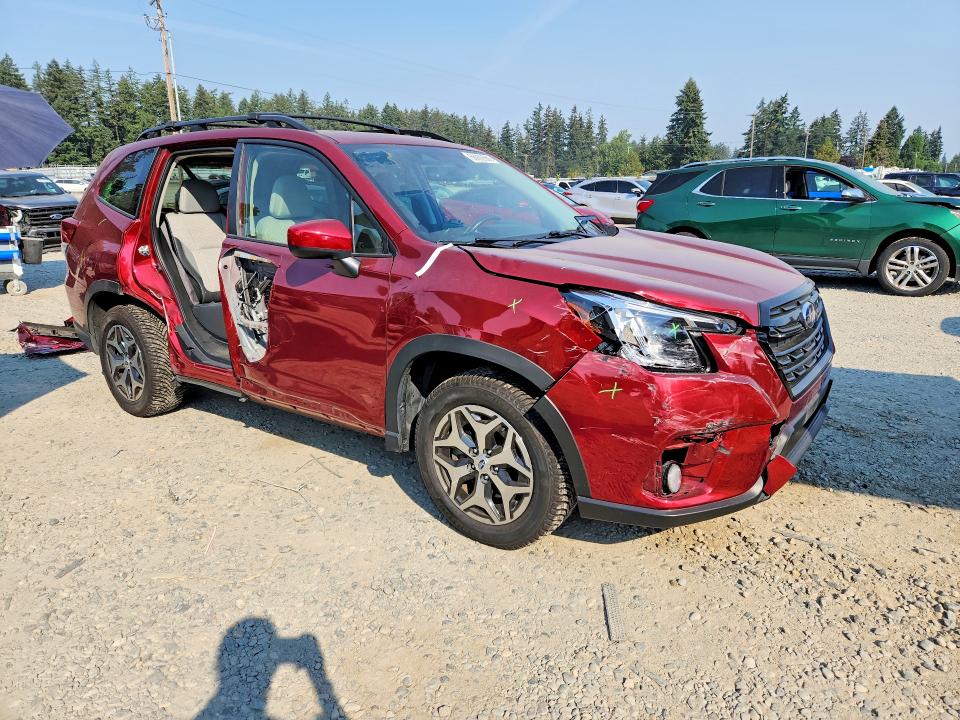 Photo 4 from auction – 2022 SUBARU FORESTER with VIN JF2SKAEC2NH412734