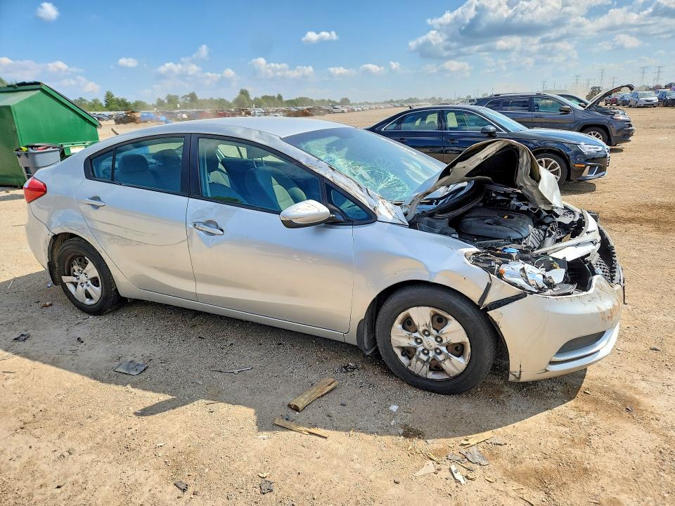 Zdjęcie 4 z aukcji – 2015 KIA FORTE z VIN KNAFK4A65F5305467