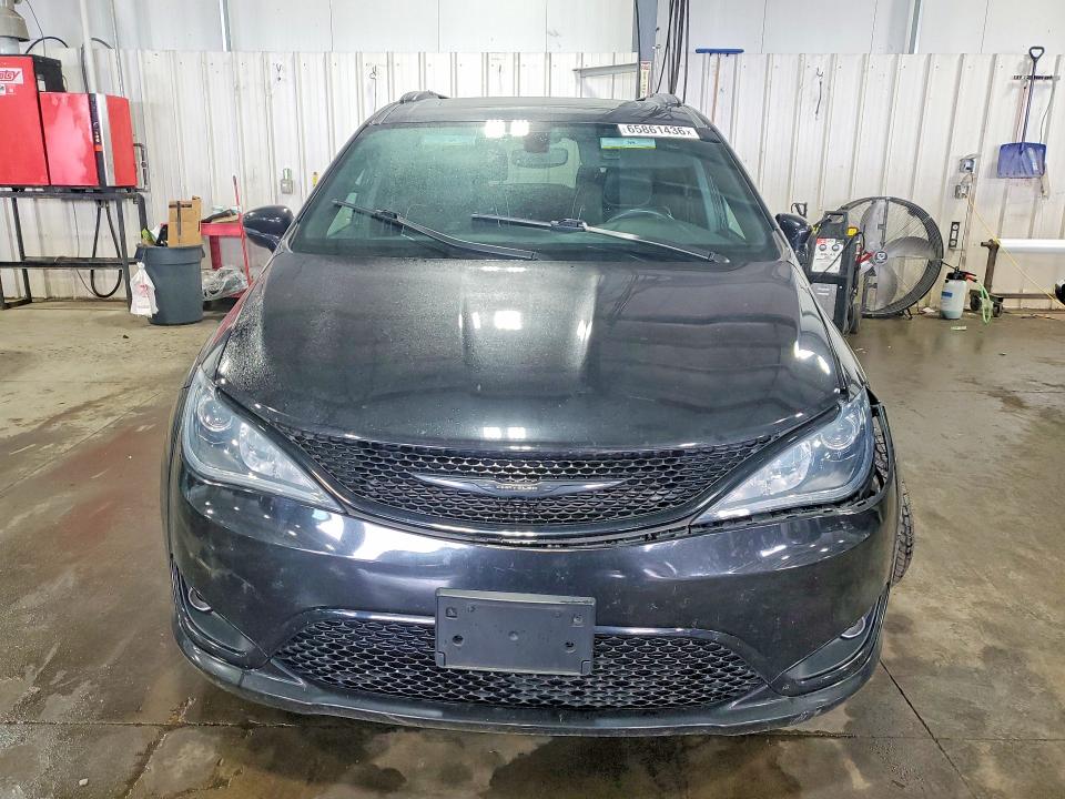 Photo 5 from auction – 2019 CHRYSLER PACIFICA with VIN 2C4RC1GG7KR714000