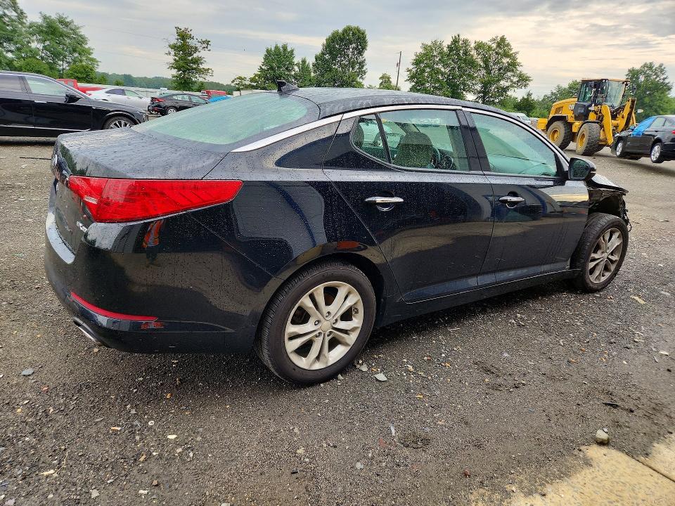Photo 3 from auction – 2013 KIA OPTIMA with VIN 5XXGN4A79DG112626